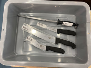 Victorinox Hunting Knife Kit with Meat Tub